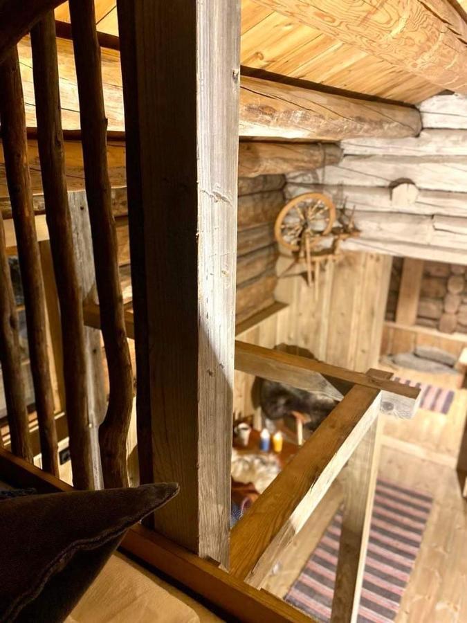 Sauefjoset - Idyllisk Gardstun Fra 1800-Tallet Skjåk Exterior foto